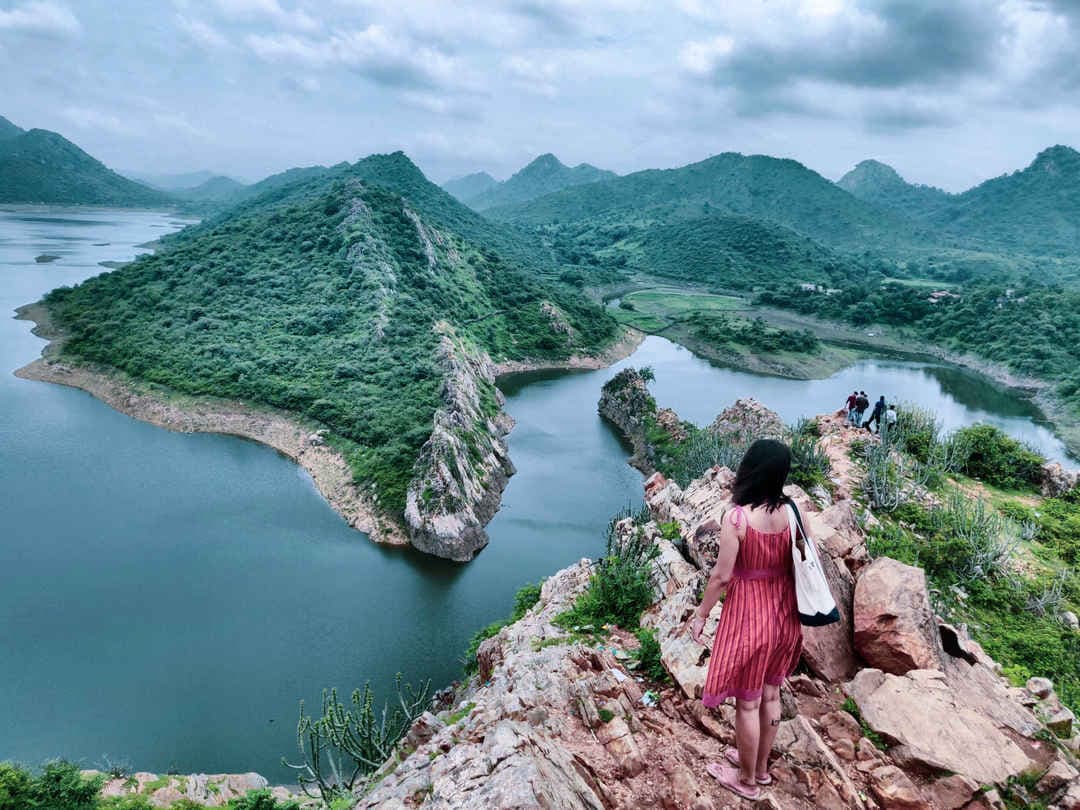 Trekking & Hiking